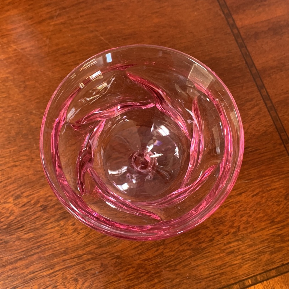 Jamestown Pink Champagne/Tall Sherbet Glass. 🌟VINTAGE🌟 ⭐️ 1 AVAILABLE ⭐️ - Picture 2 of 5